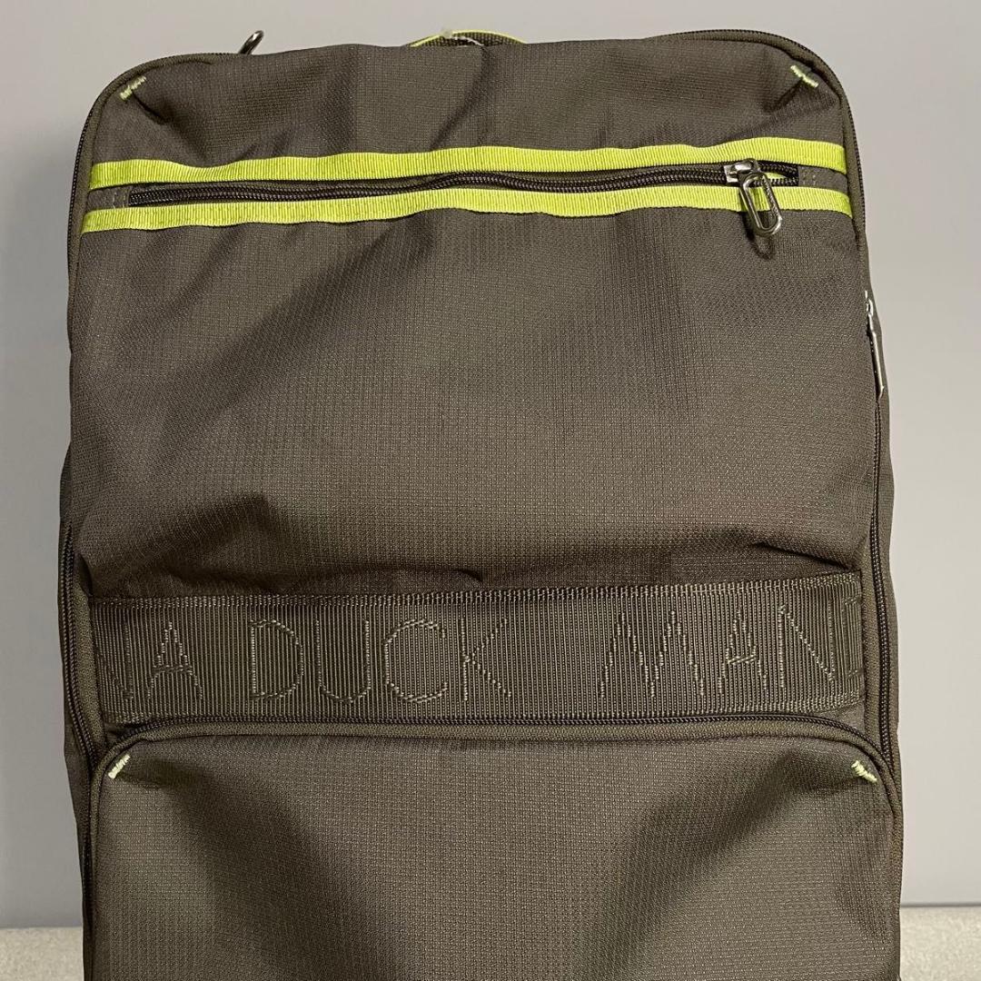 マンダリナダック 3WAYキャリーリュック 機内持ち込み PC収納 大容量