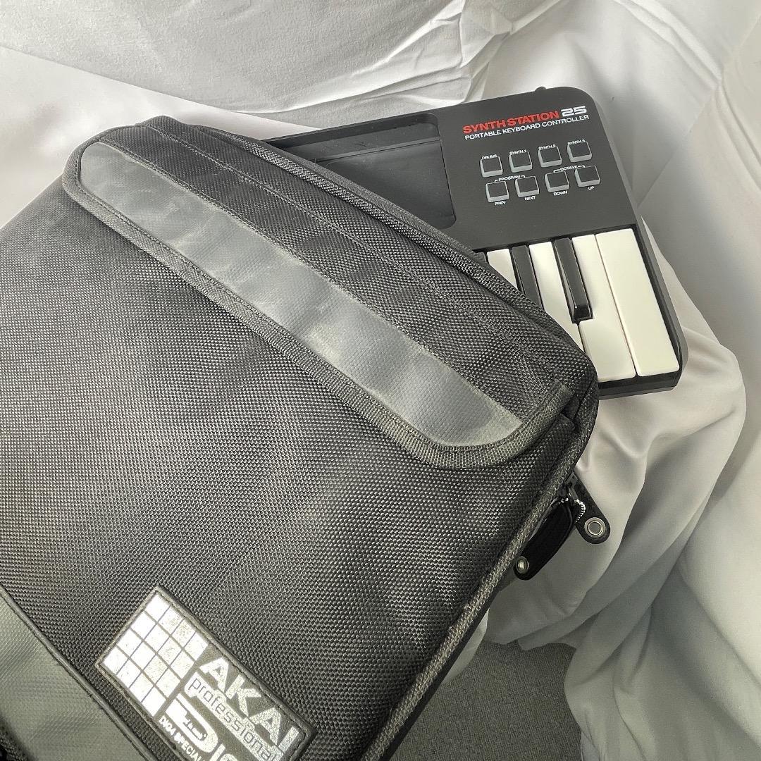 AKAI SynthStation25 iPhone MIDIコントローラ25鍵