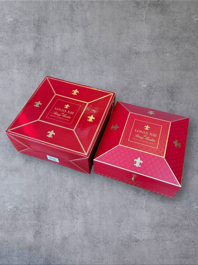 【極美品・バカラ社製】レミーマルタン ルイ13世 空瓶＆専用ボックスセット