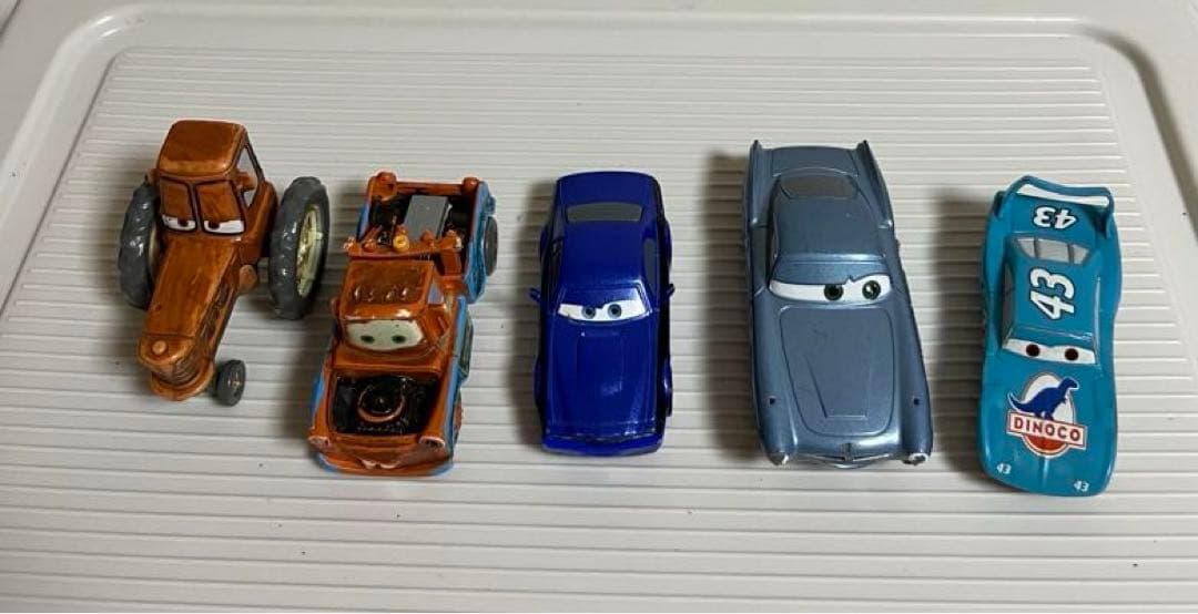 カーズ、ミニカー（ミゲルカーミノ、8番、マック）