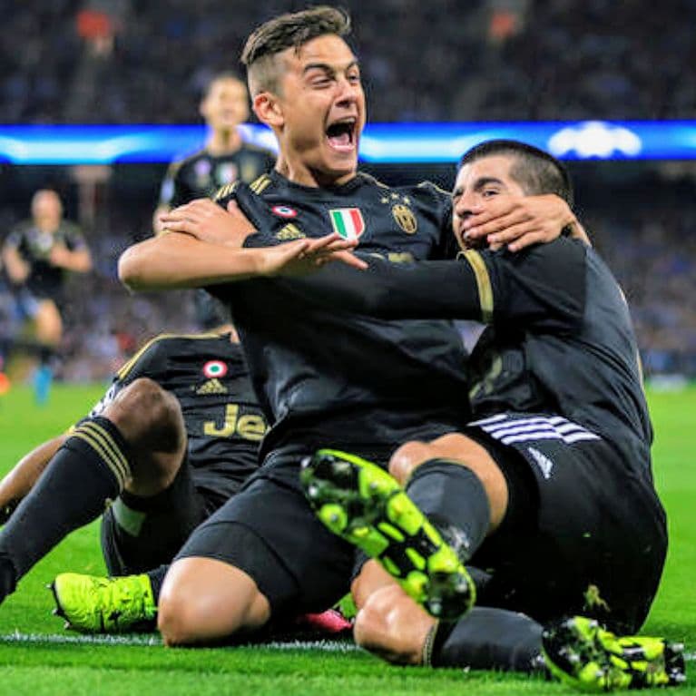 【匿名配送】【入手困難】15 16　ユベントス　黒　金　ユーベ　ユニホーム