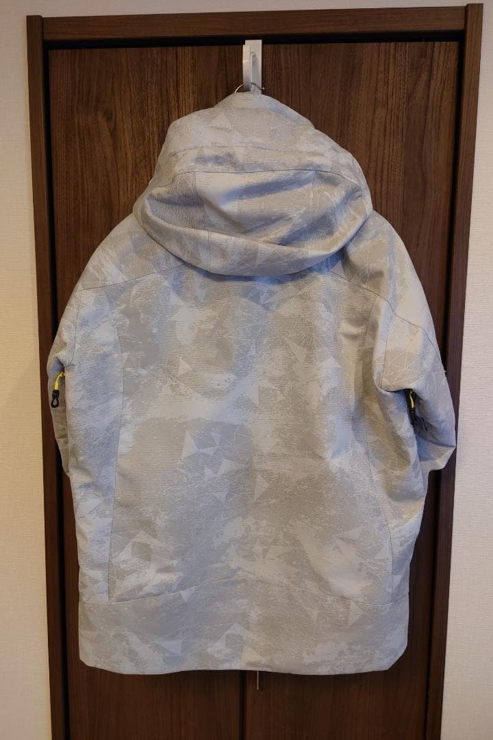 スキーウェアジャケットとパンツセット