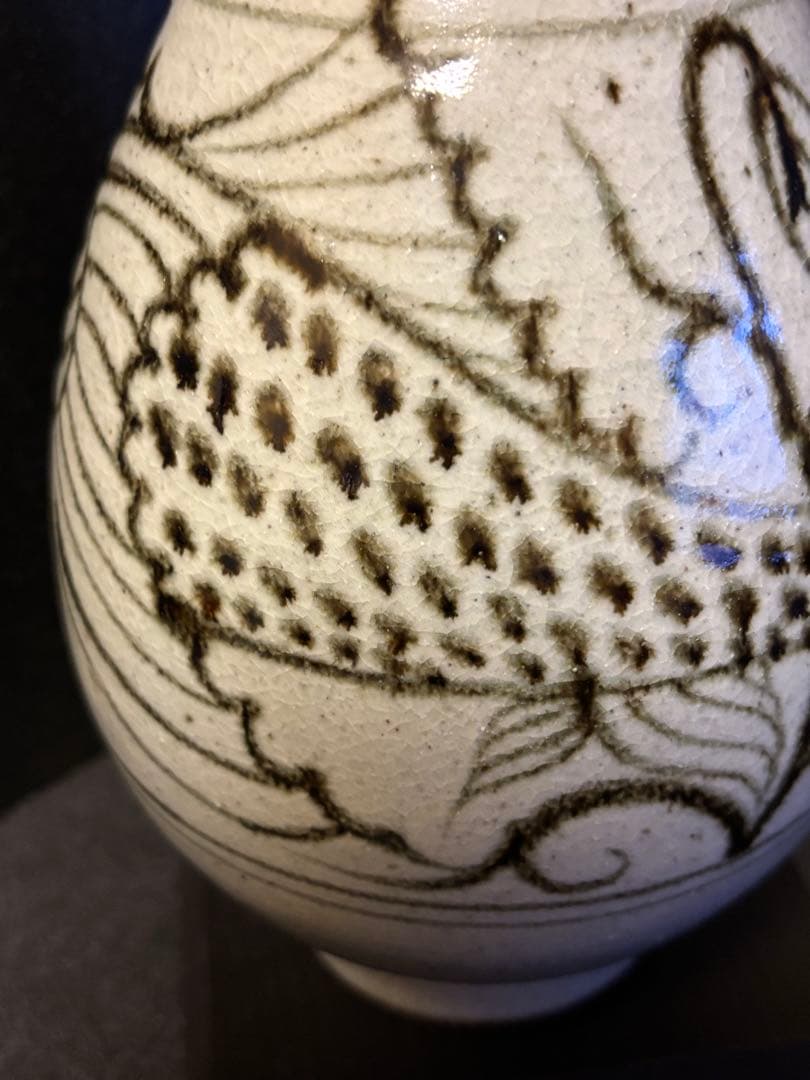 絵刷毛目魚文徳利 鶏龍山遊魚文酒瓶　鉄絵徳利　花瓶　花入　李朝