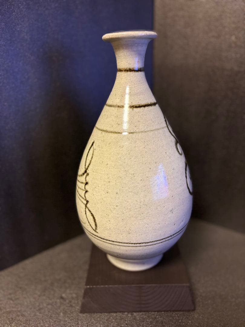 絵刷毛目魚文徳利 鶏龍山遊魚文酒瓶　鉄絵徳利　花瓶　花入　李朝