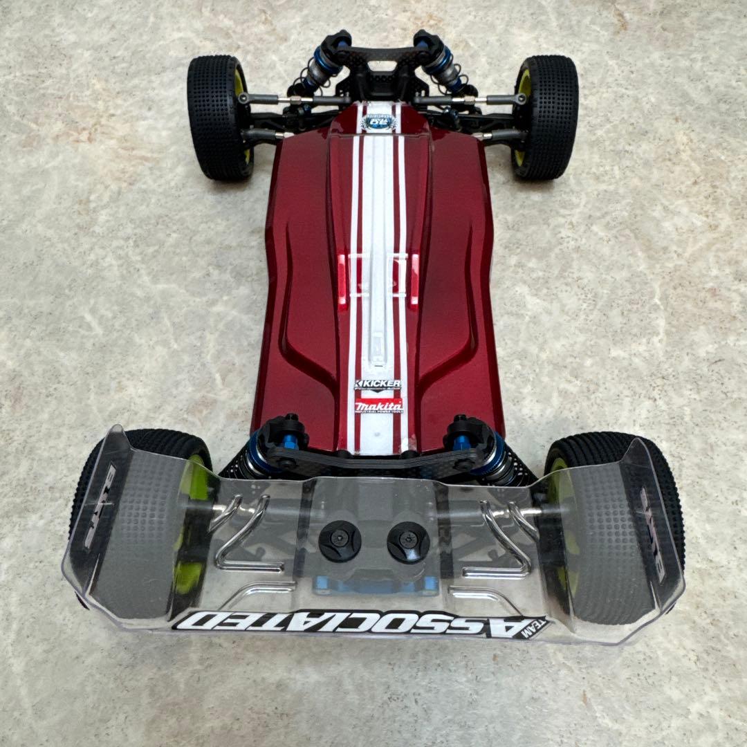 アソシRC10 B74.2 CE 4WD バギー 組立済みシャーシ(メカ無し)