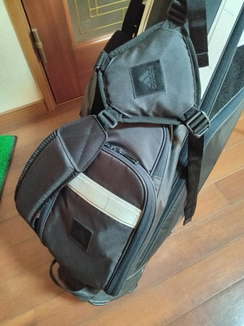 【値下げ】美品★adidas★アディダス★スタンド式バッグ★8.5型★黒★