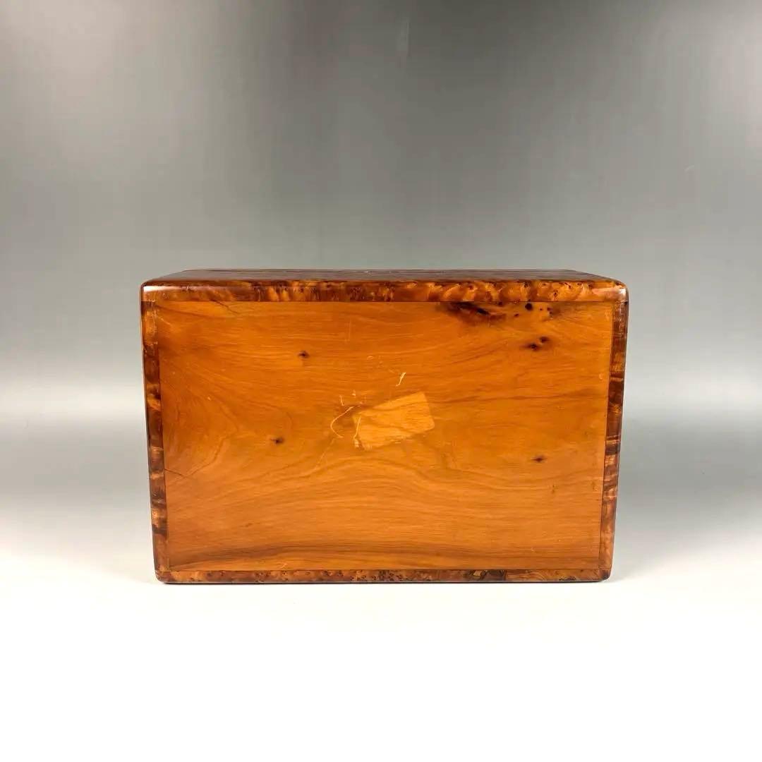 寄木細工の装飾ボックス　螺鈿(ラデン) 大変重厚　宝石箱　金庫　箱