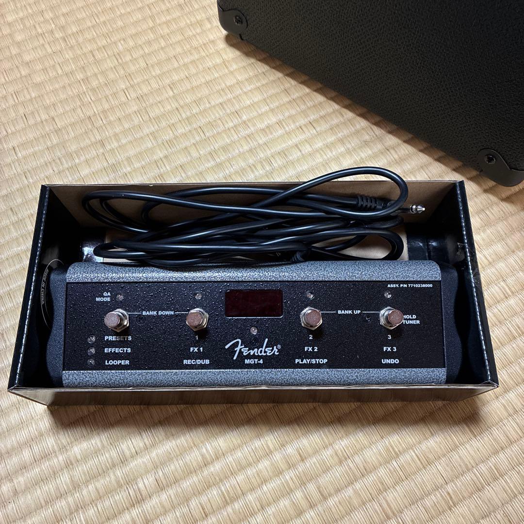 5*z様 Fender rumble studio 40 フットスイッチ付き