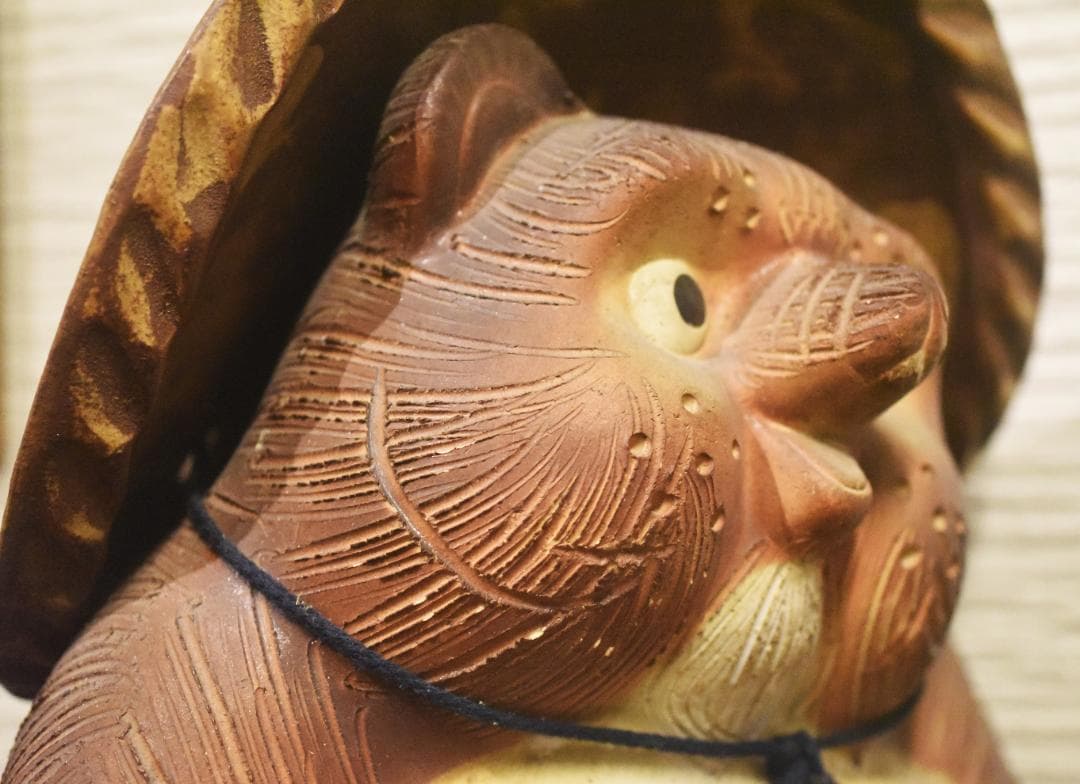 k*a様 タヌキの置物　信楽焼 無疵　72cm ◎25-03-03-08