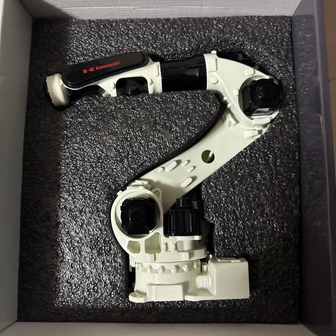 川崎重工業 ロボットアームフィギュア