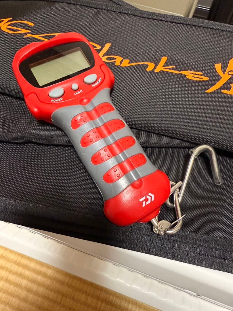 エギ王K ダートマスタ　エギングライトプロ　エメラルダスバッグ　デジタルスケール