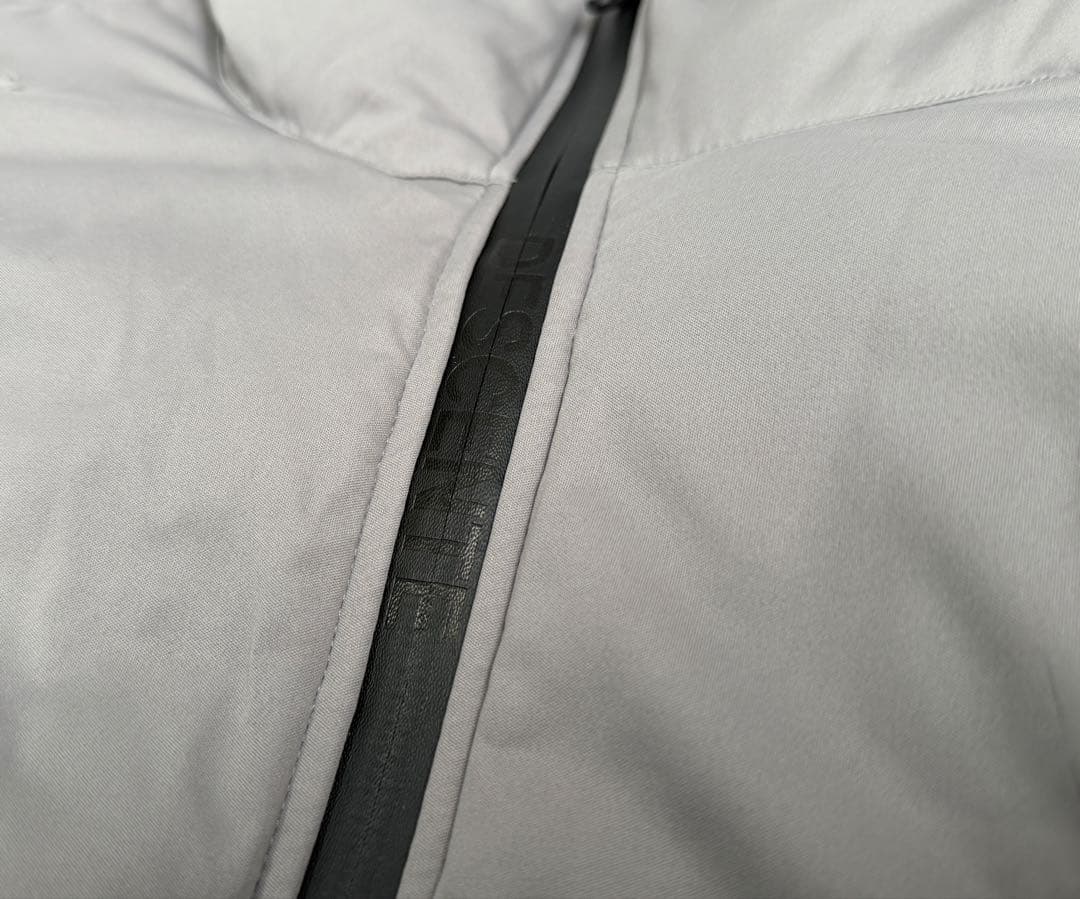 美品 DESCENTN ゴルフウェア 中綿ジャケット メンズ 防寒