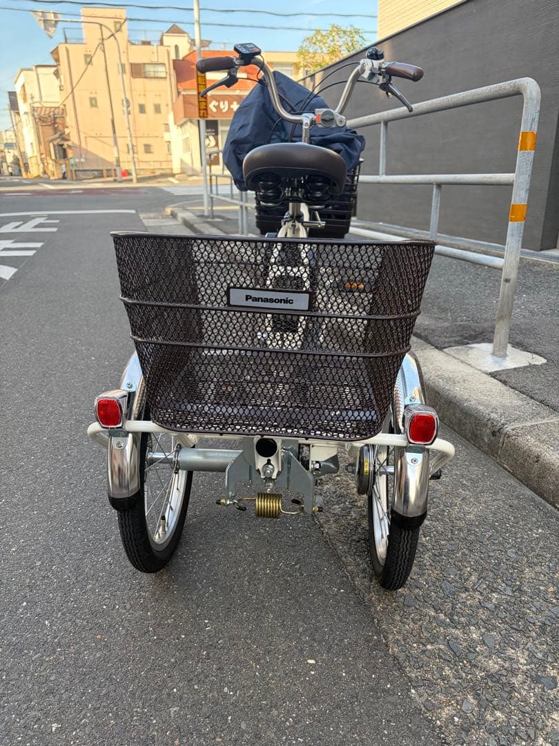 【試乗のみ美品】Panasonic ビビライフ 電動アシスト三輪車 大阪市内