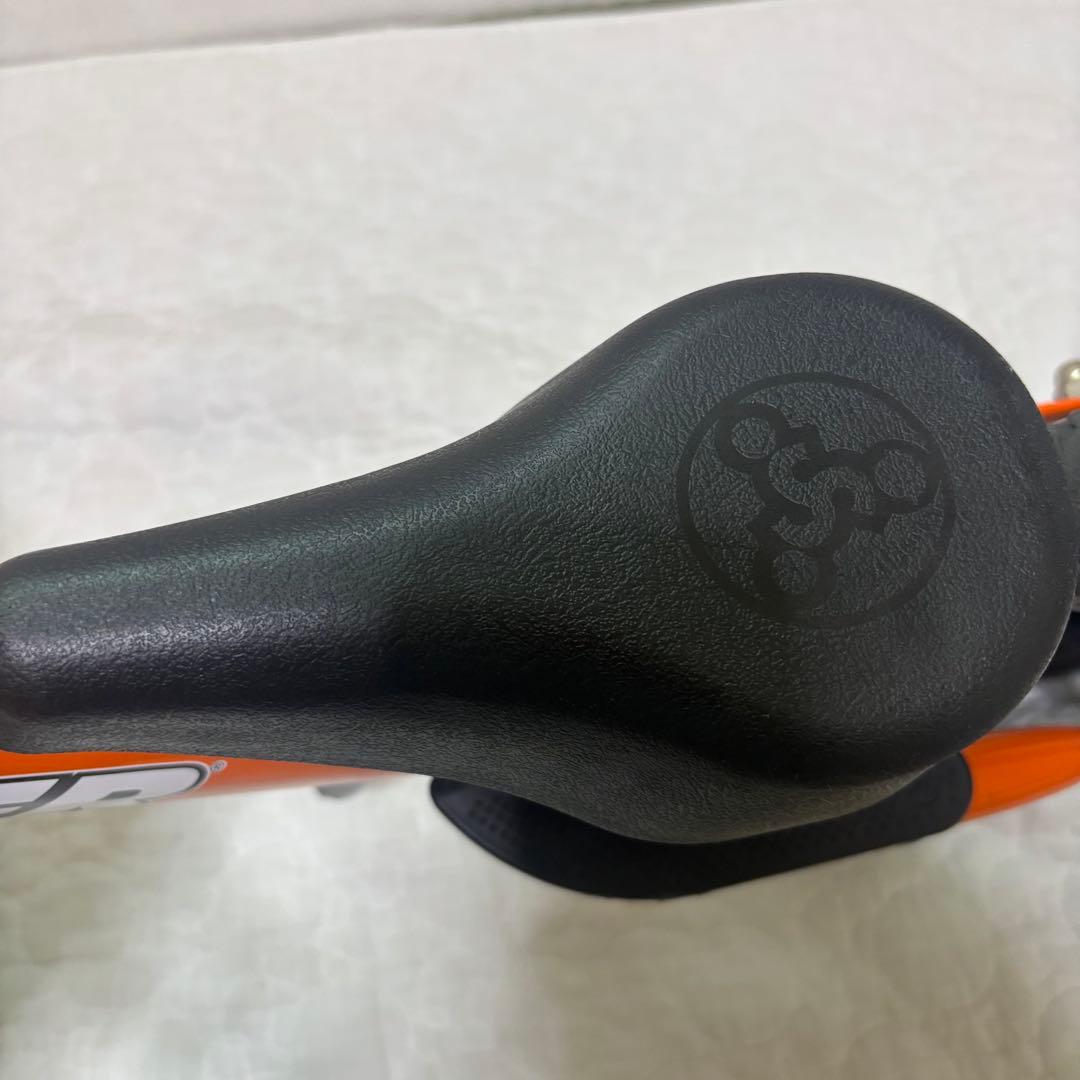 【人気色】ストライダー STRIDER スポーツモデル オレンジ 12インチ