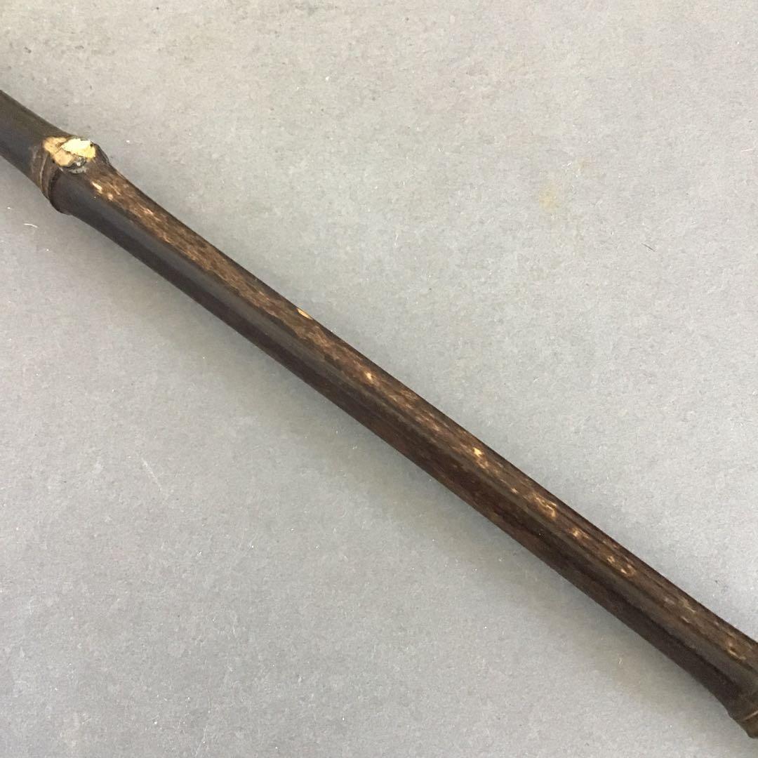 茶道具　掛軸掛け　矢羽津(矢筈)　黒竹　2段組み　金具付　紙箱　S1049KK