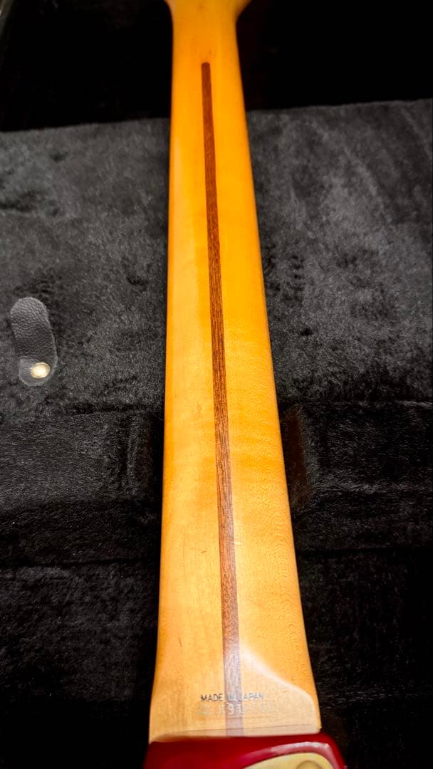 【激レア・ハードケース付】Fender Japan STR-75