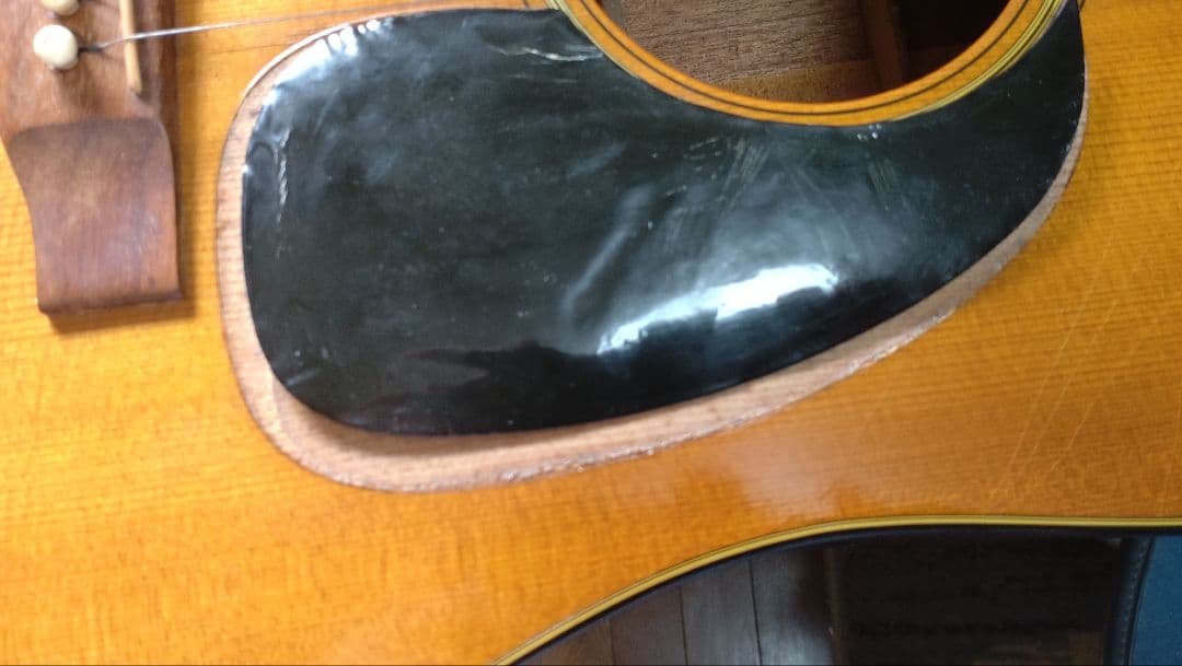 Martin D18ギター ハードケース付き