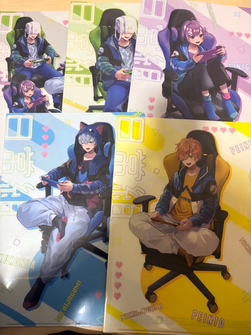 日常組、実況者　グッズバラ売り3000円~◯