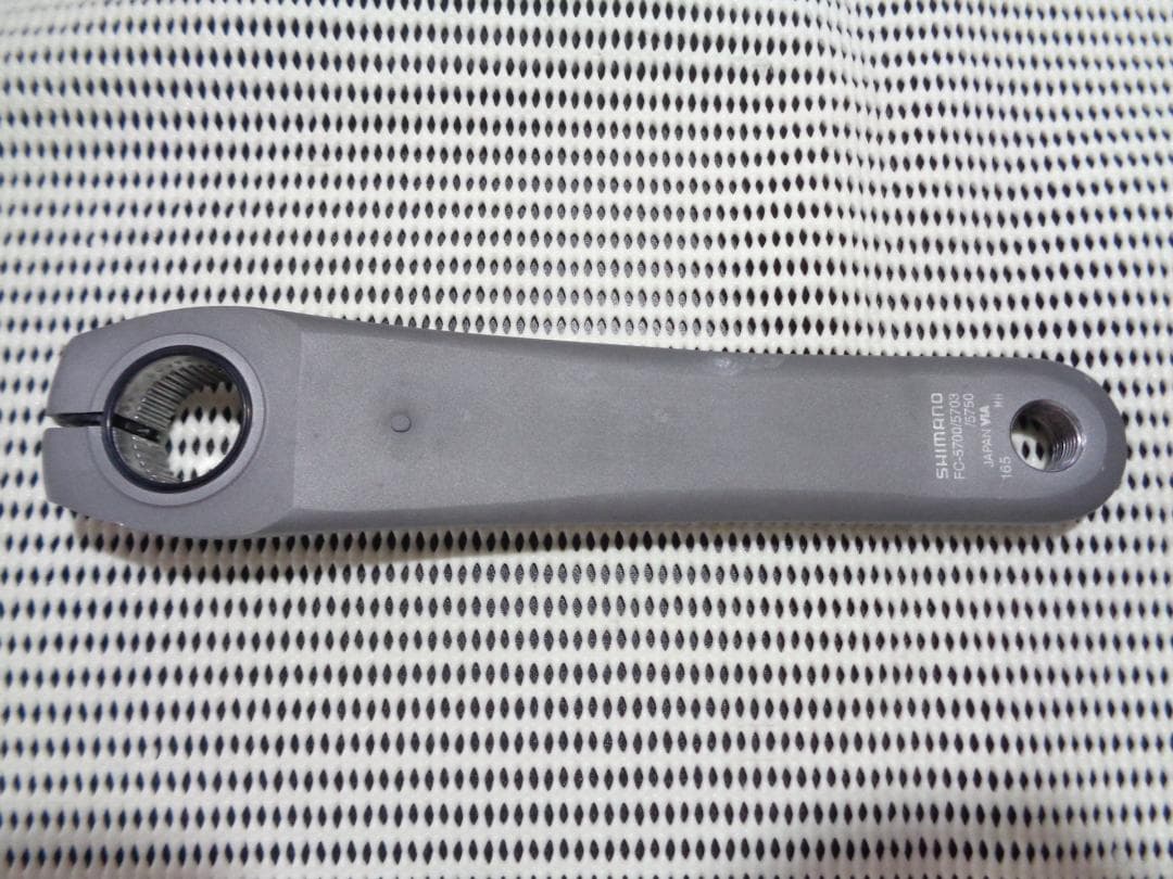 ＞ シマノ製 105 トリプル クランク FC-5703 165mm