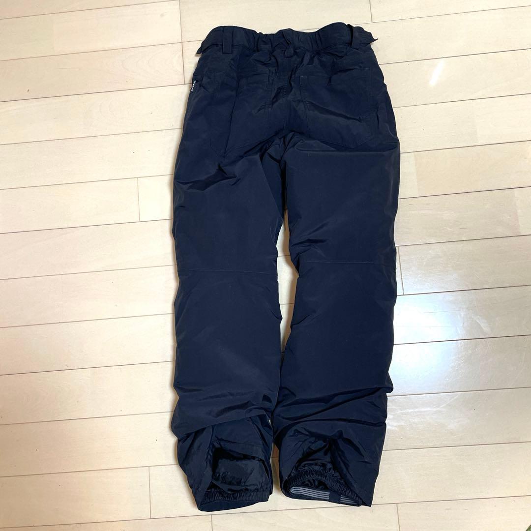 BURTONボーイズ　スノボウェア上下セット 身長160cm