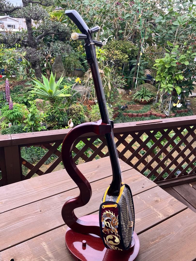 沖縄三線コウタ上質黒檀南風原型本皮一枚張りスンチ塗り期間限定出品