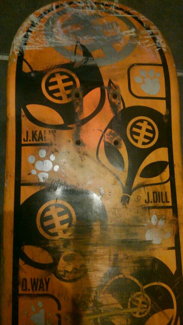 スケボーデッキ　エイリアンワークショップ