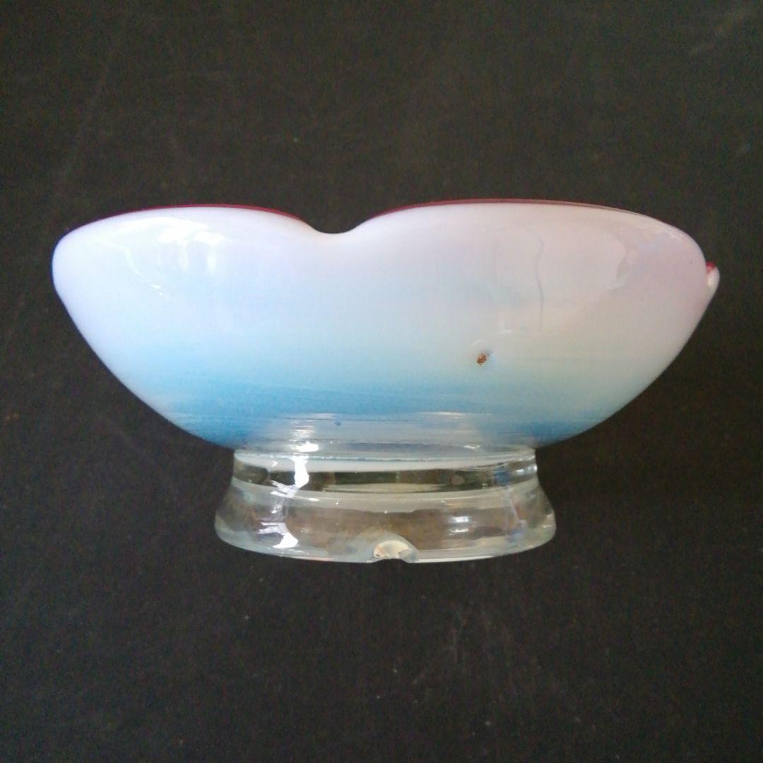 氷のコップ2色。