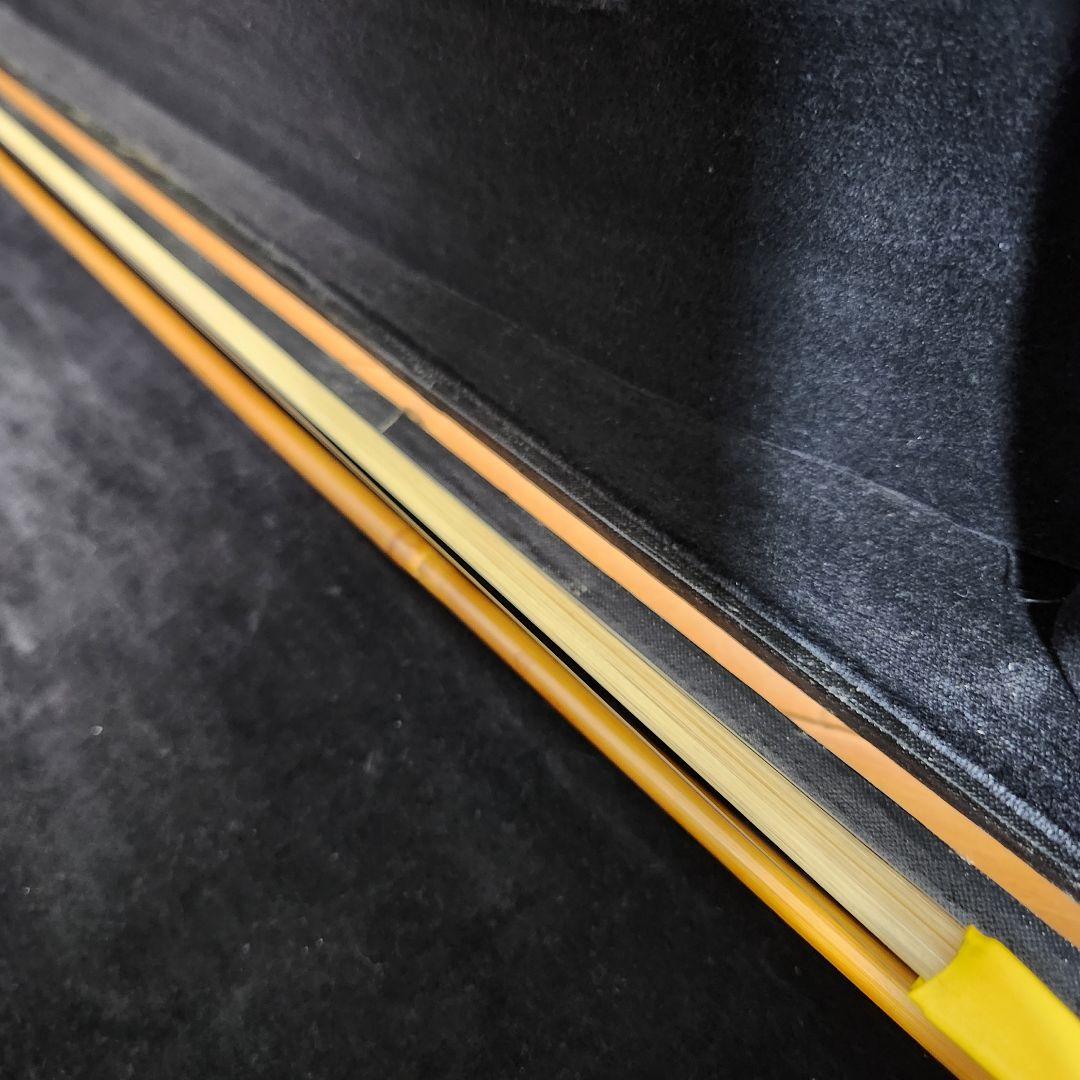 美品 二胡 敦煌牌 DUNHUANG 上海民族楽器 弓付き ケース付き 蛇本革