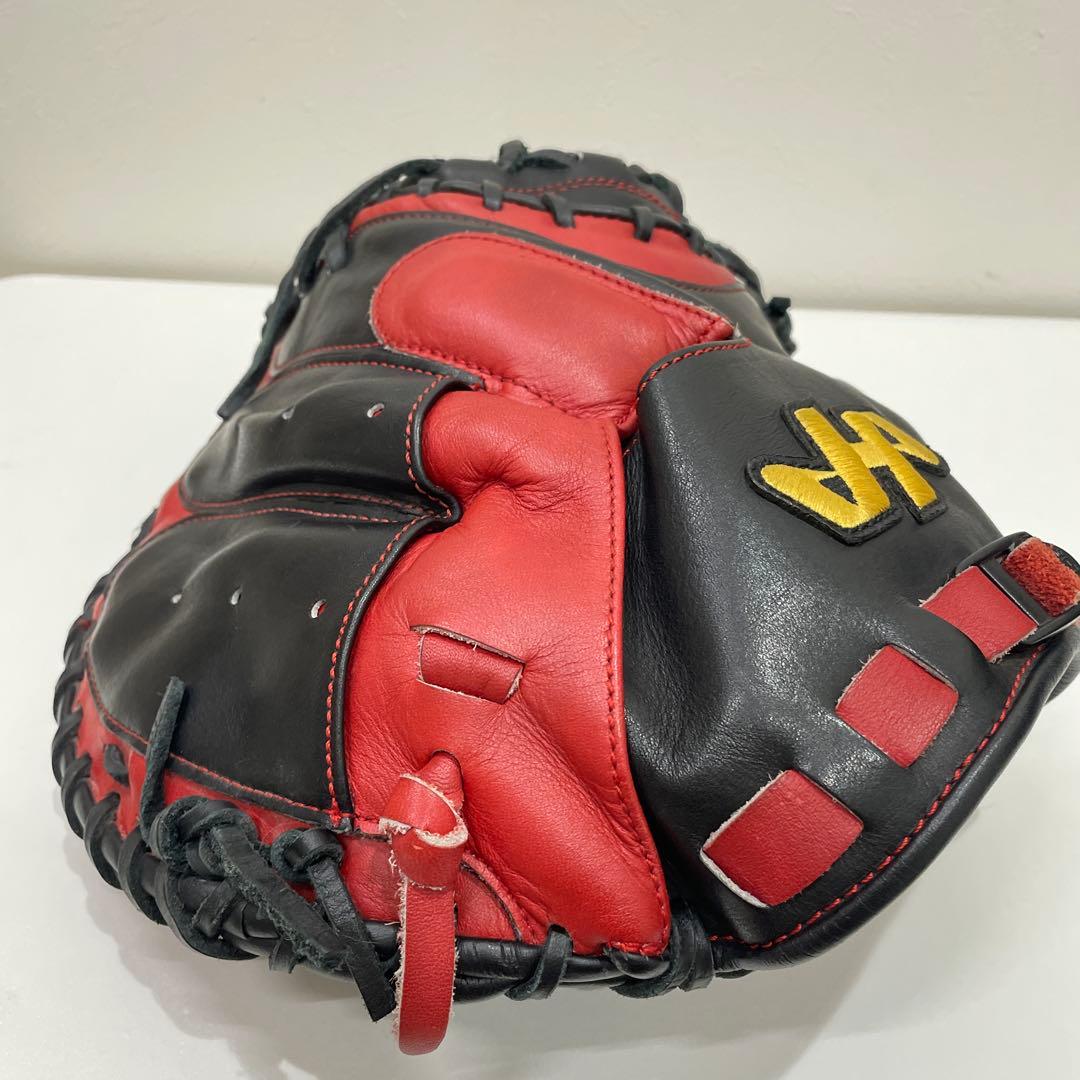 ハタケヤマ キャッチャーミット　甲斐拓也モデル　黒赤