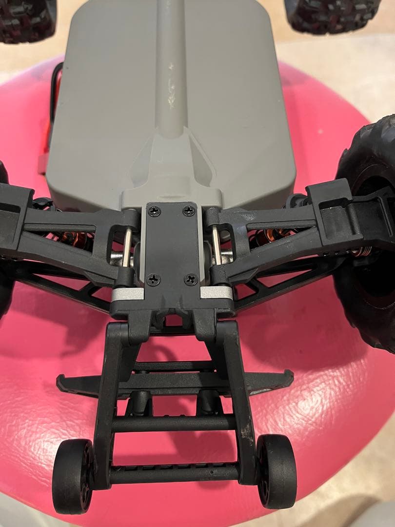 DEERC ラジコンカー 4WD 1/16 ブラシレスモーター 四輪駆動