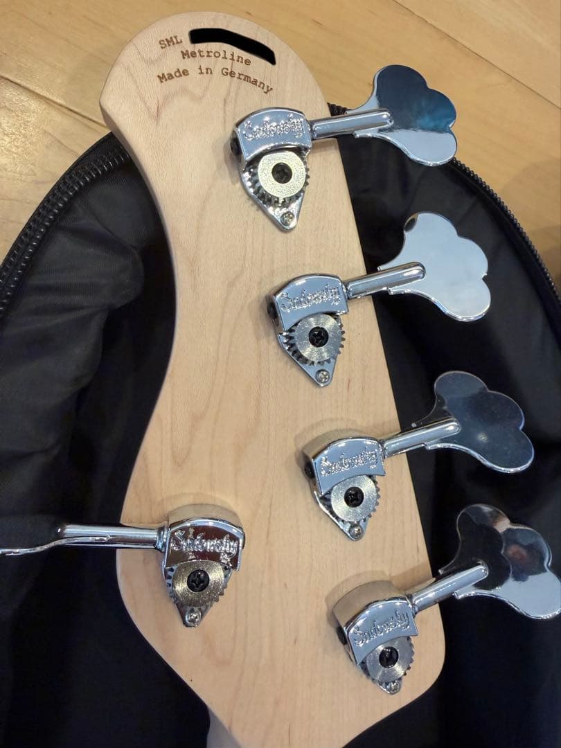 【限定値下】Sadowsky ML22 WL5 ASH BLT STN