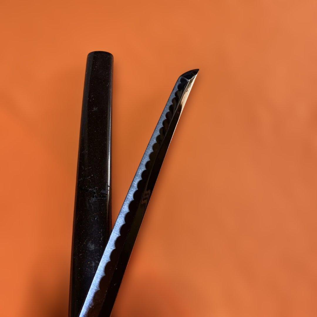 上級模造刀 黒柄 獅子彫丸鍔 濃赤茶呂鞘