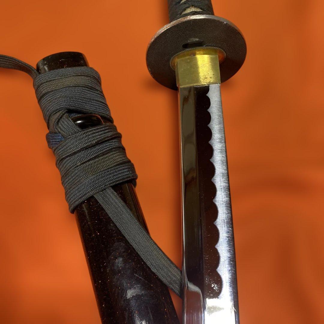 上級模造刀 黒柄 獅子彫丸鍔 濃赤茶呂鞘