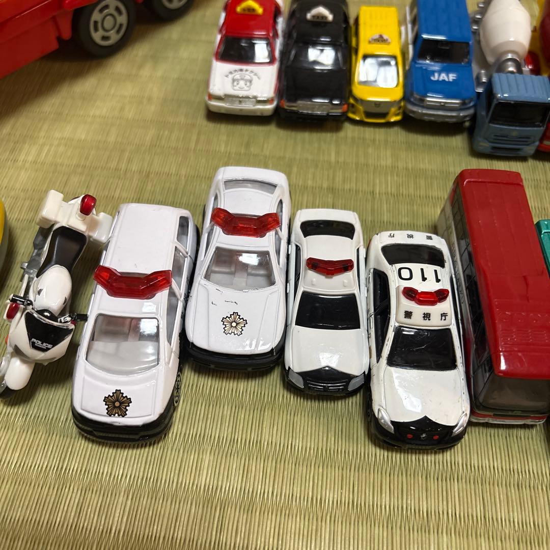 トミカ 収納トラック 運ぶよ！ キャリアカー きらピカ収納トレーラー まとめ売り