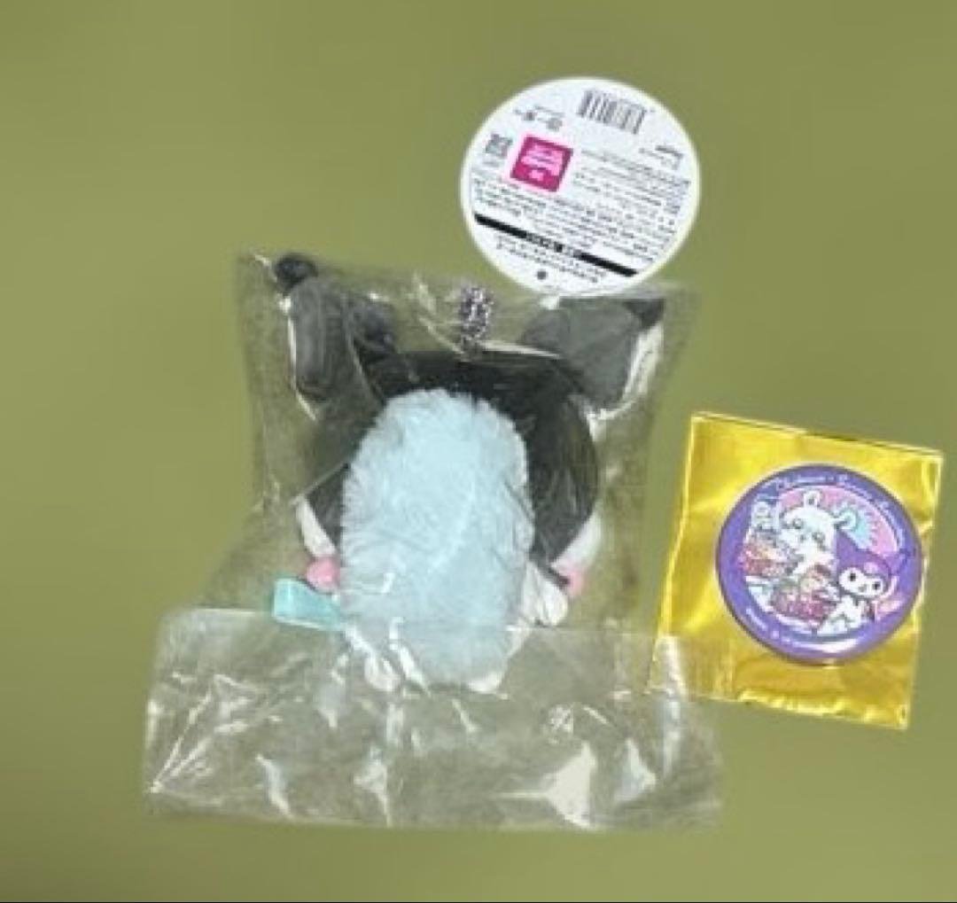 ちいかわサンリオコラボ モモンガ×クロミ 缶バッジセット