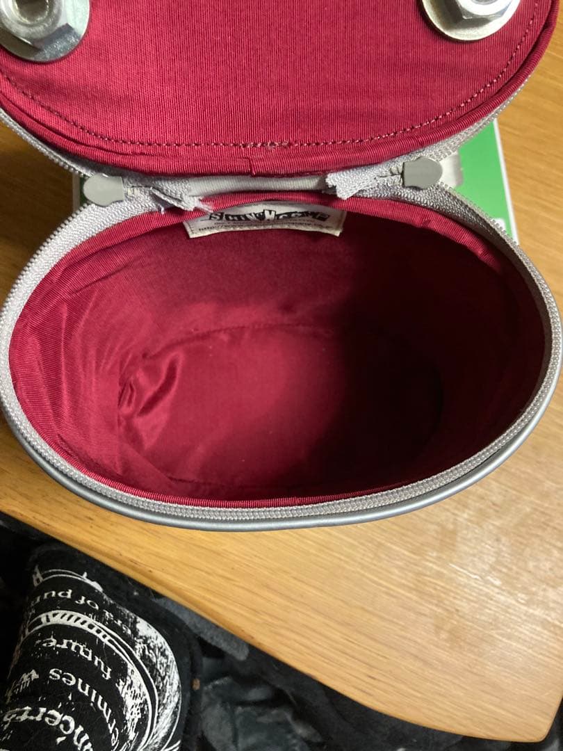 ピストルズ　南京錠型バッグ