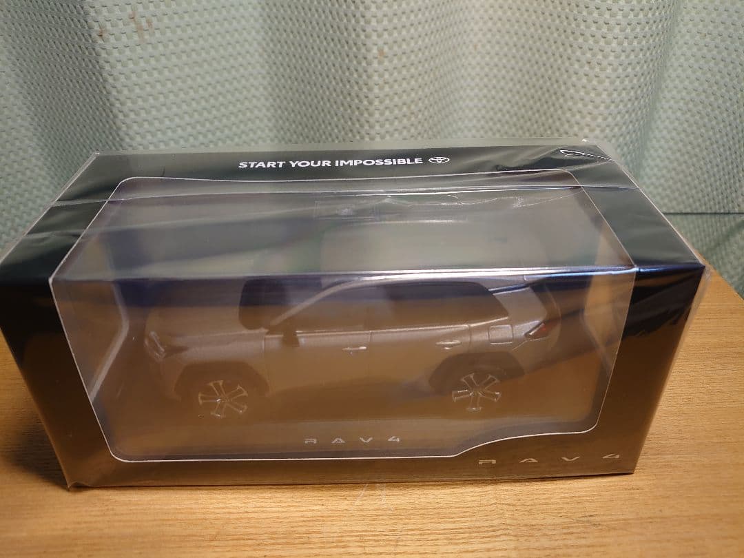 【2台】新型RAV4　Z　メタリック／ADVENTURE　アーバンロック