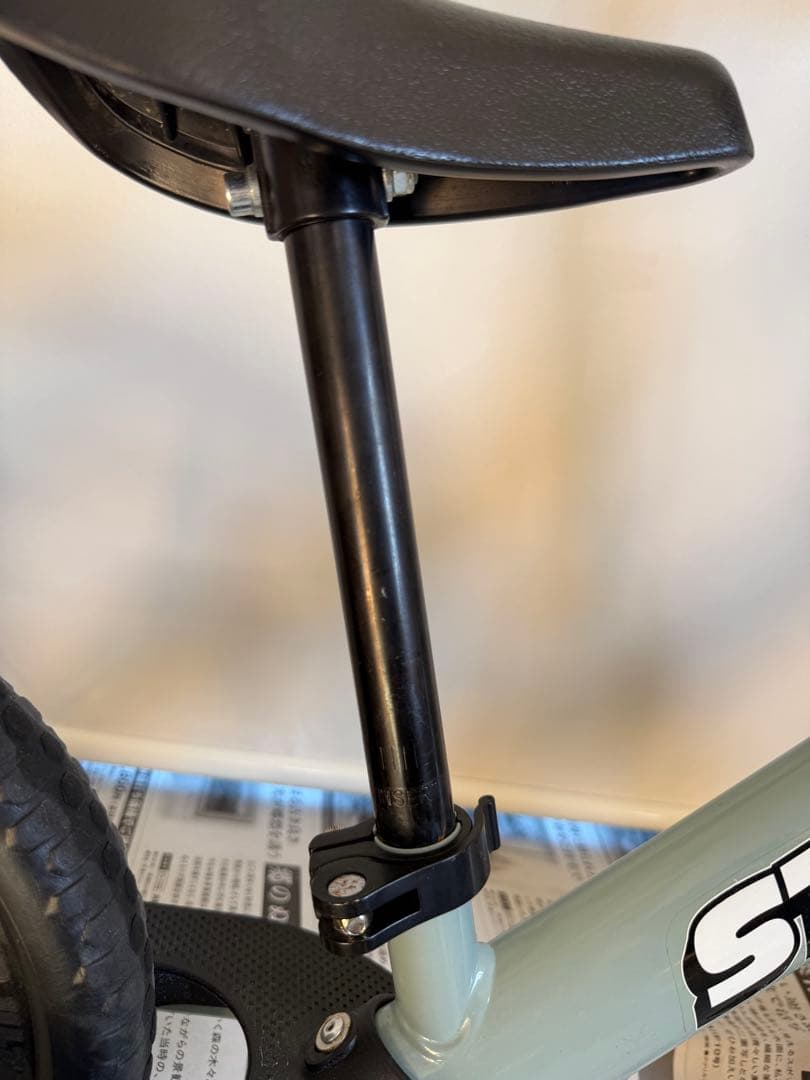 STRIDER ストライダー 12インチ アイスブルー 2023年限定カラー