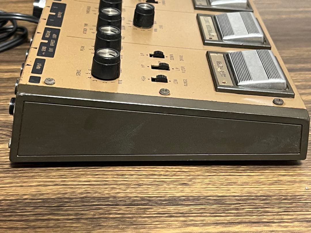 即発送 Maxon ue 303 B Multti-Effects