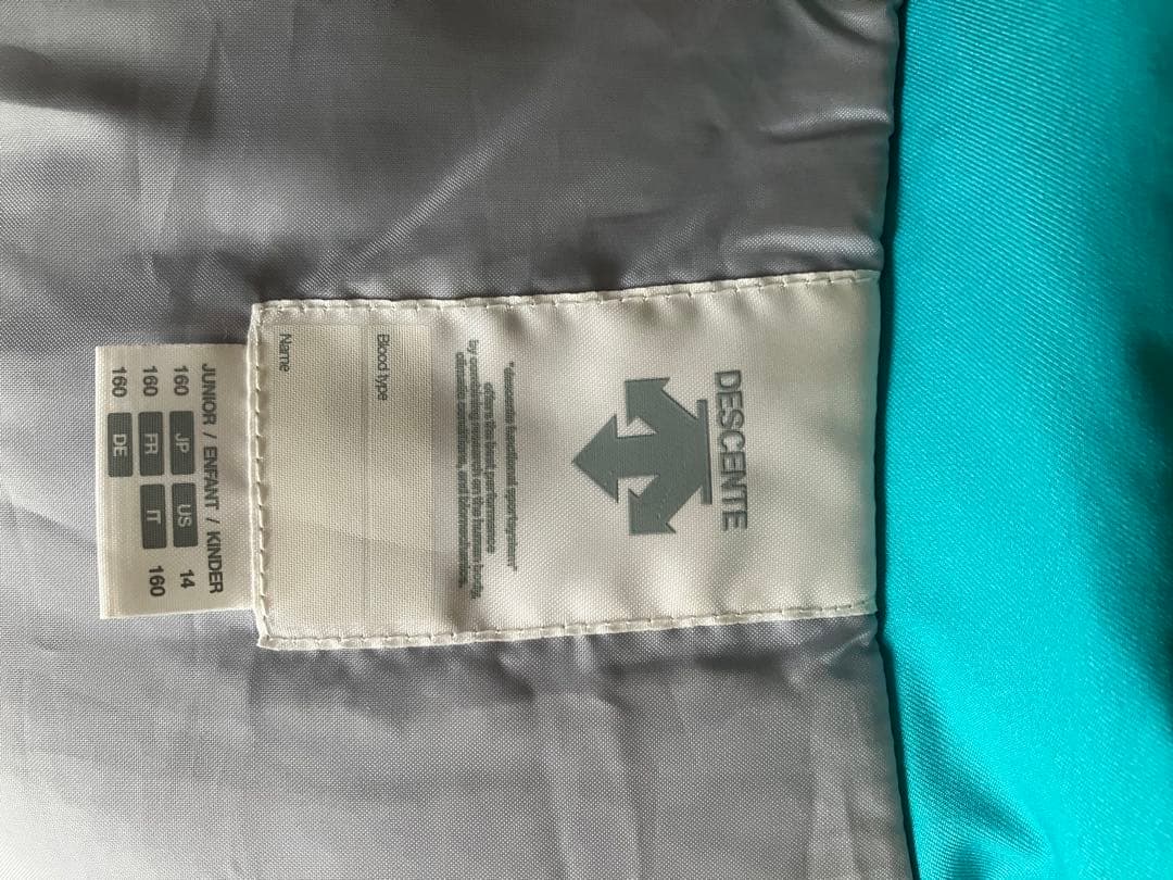 DESCENTE スキーウェア 160センチ　美品です。