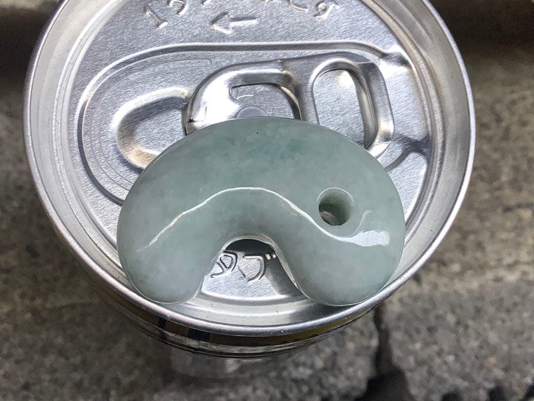 ⭕️ ⭕️神宿る本物の勾玉‼️　吉祥開運　糸魚川翡翠*ジェダイト　外部鑑定鑑別書付‼️