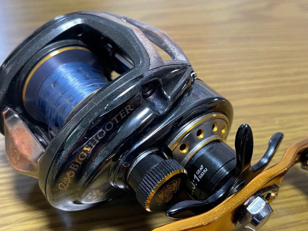 【値下中】アブガルシア レボ ビックシューターコンパクト　ガラスCT済み