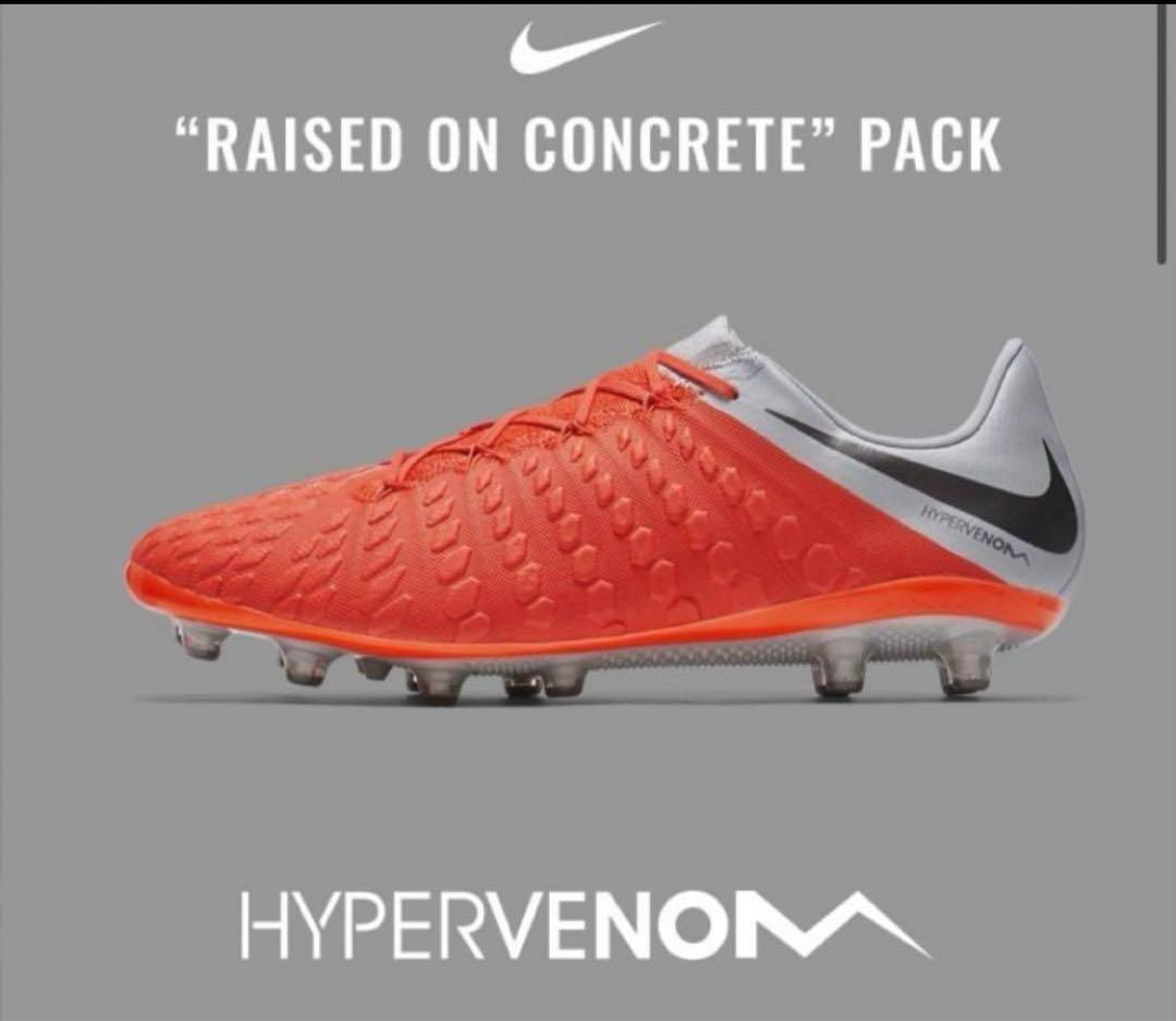 【激レア】ナイキ　ハイパーヴェノム　AG