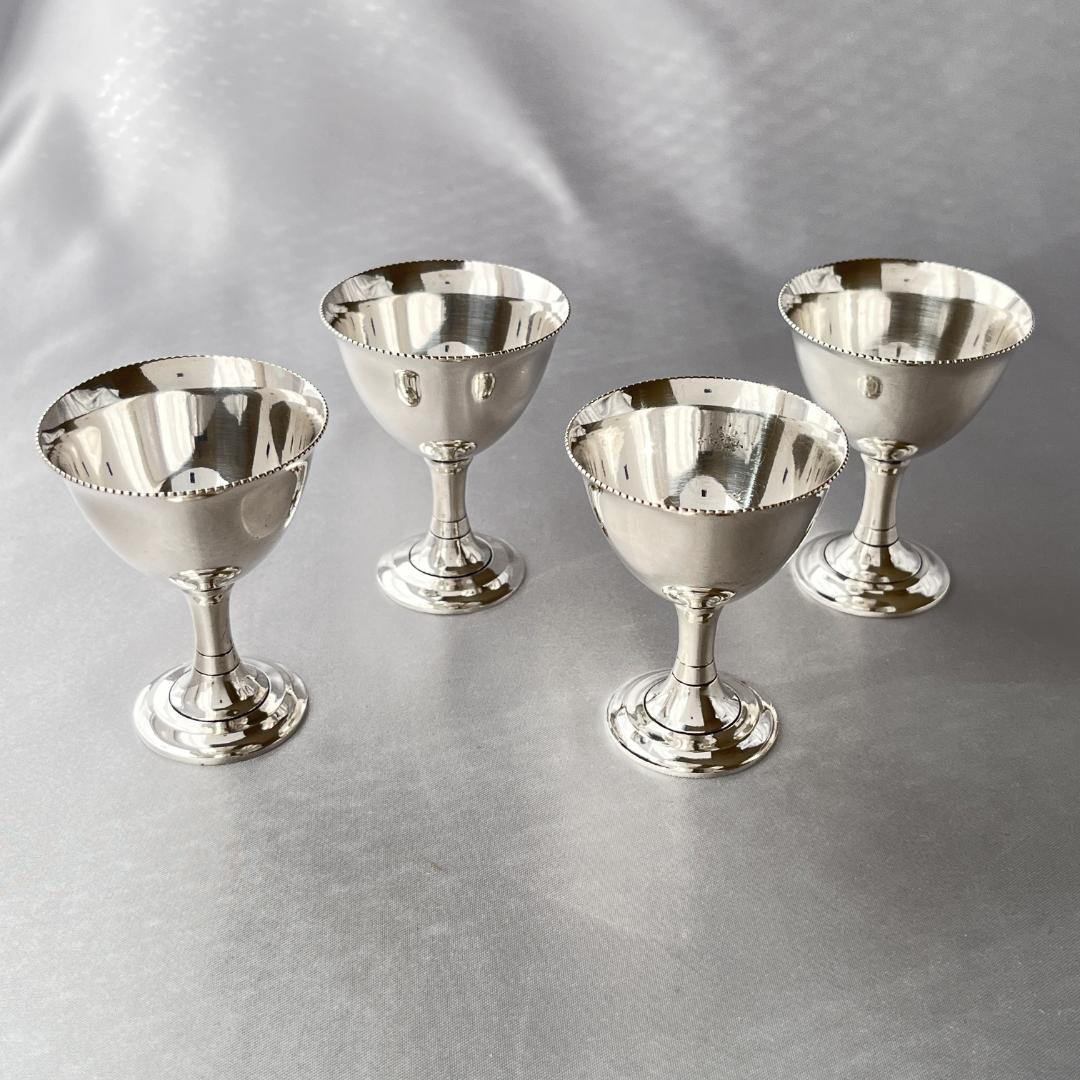 【John Sanderson 】エッグセット 4名用 エッグカップ