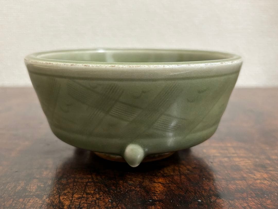 【美品】唐物 龍泉窯 青磁三脚香炉 外口径12cm　中国古玩 唐物