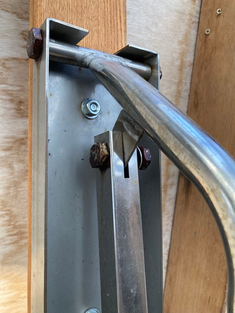 粘土押し出し機　壁取り付け　ハンドル付きステンレススチール押し出し機　4層モード