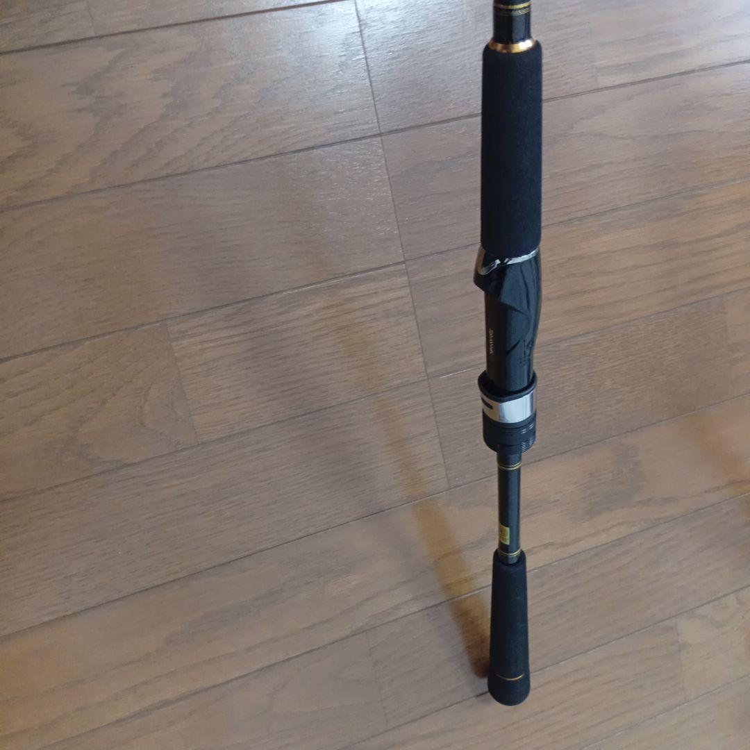 DAIWA　シーバスハンターx86ml フリームス3000cxhセット