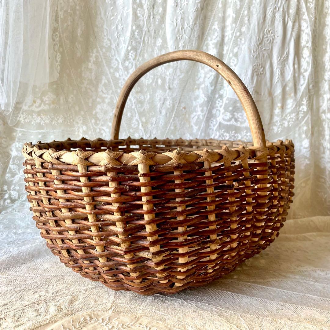 アンティークパニエ　ハンドル付き籠　フランスアンティーク　かごカゴ　赤ずきん
