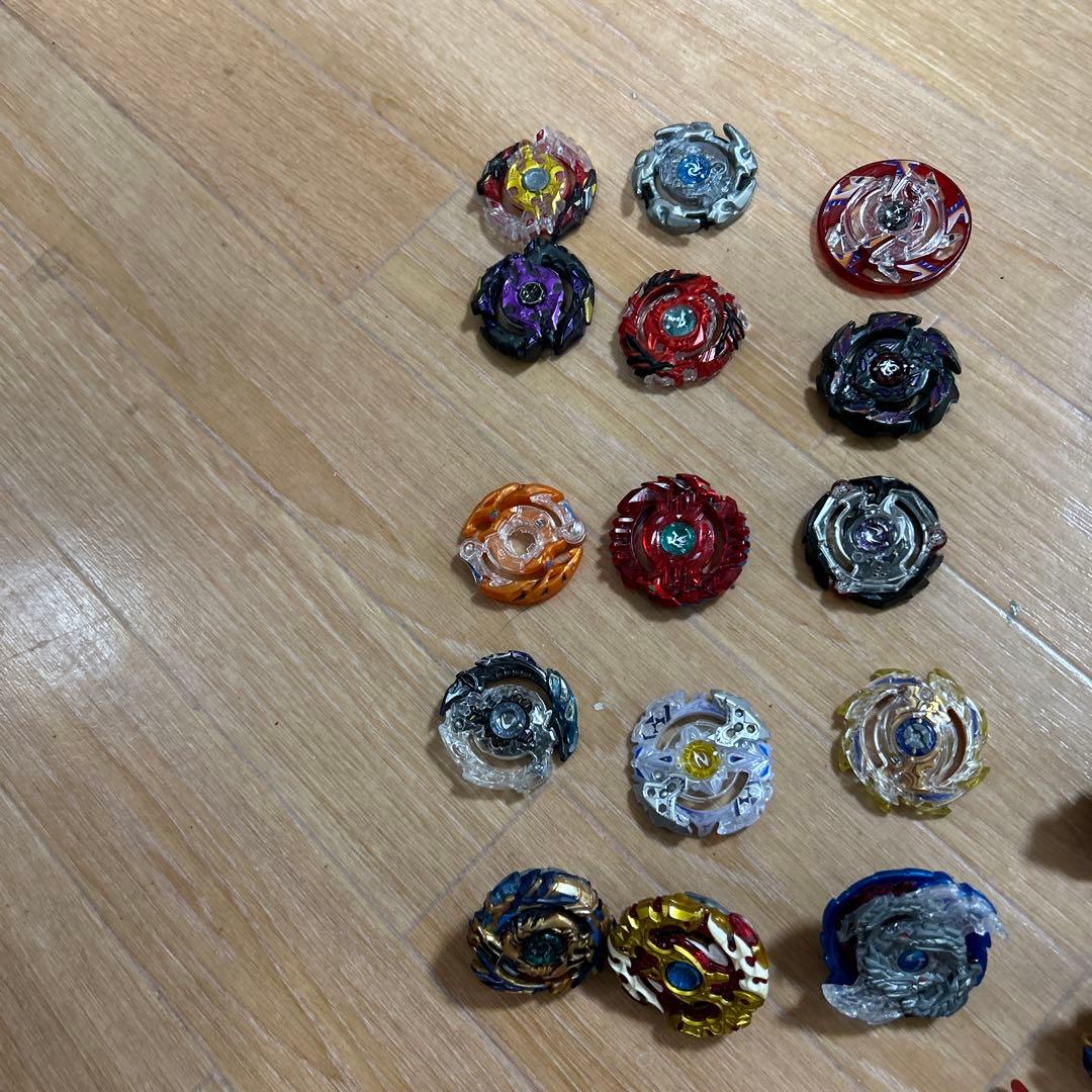 歴代　ベイブレードシリーズ