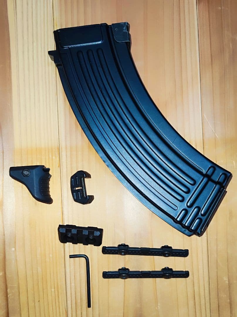 ま*。様 東京マルイ　次世代電動ガン AKストーム ブラック　サイレンサー、グリ